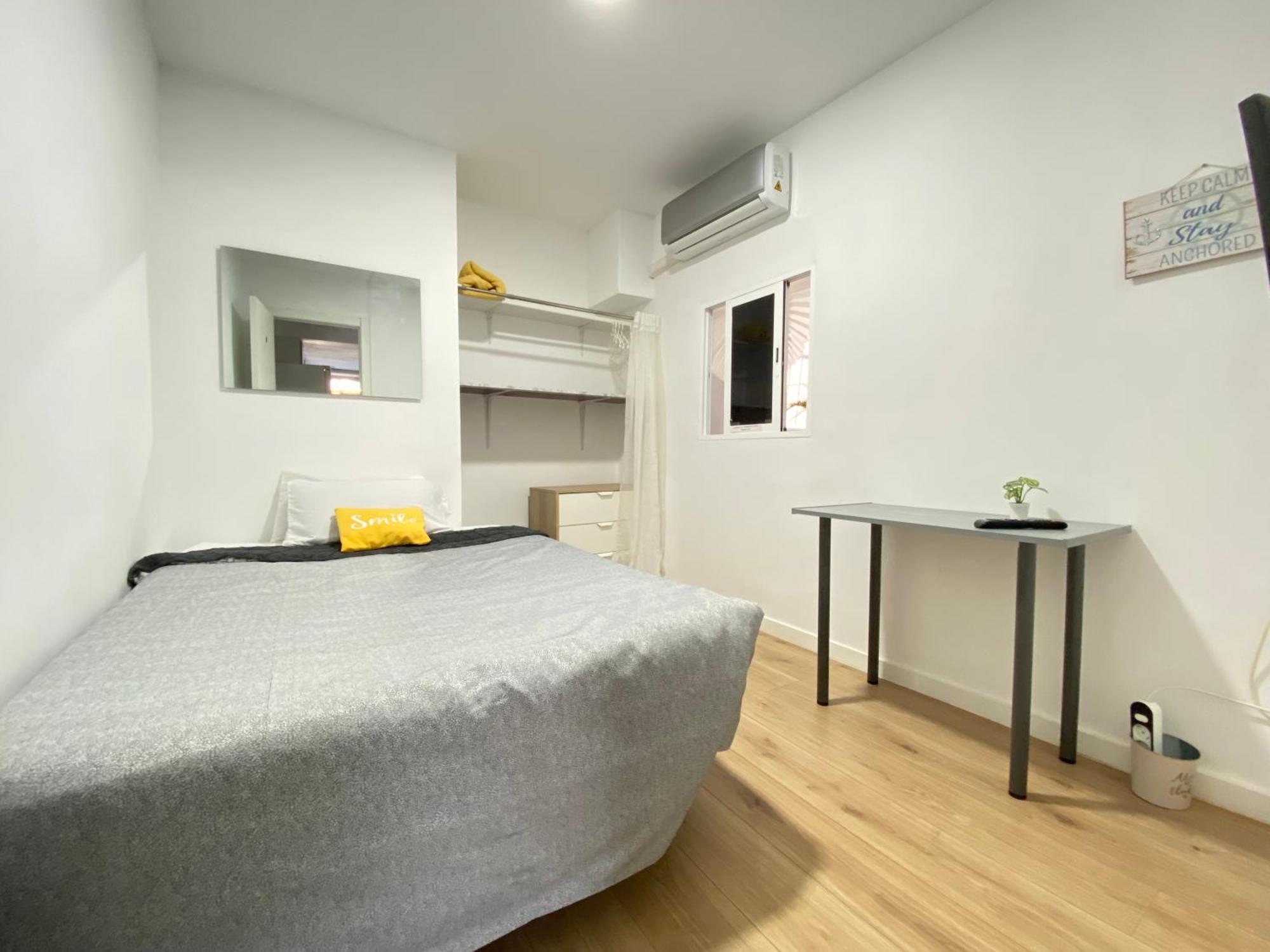Gypsy Budget Shared Flat Valenza
